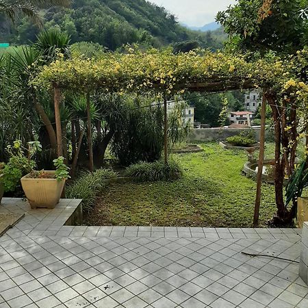 לינה וארוחת בוקר Vietri L'Antico Giardino מראה חיצוני תמונה