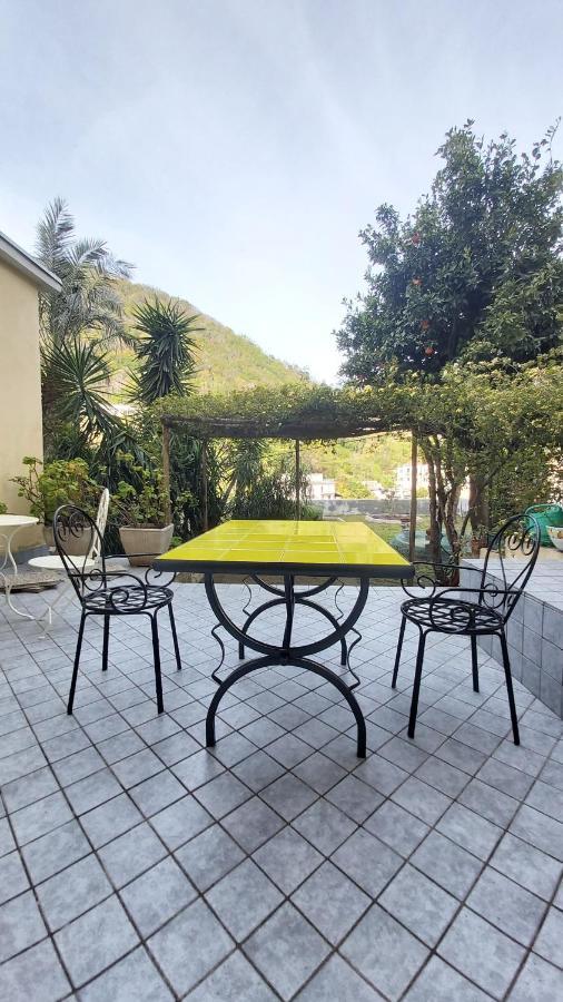 לינה וארוחת בוקר Vietri L'Antico Giardino מראה חיצוני תמונה